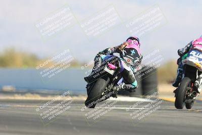 media/Jan-10-2025-CVMA Friday Practice (Fri) [[489e0da257]]/Group 4 and Trackday/Session 4 (Turn 16)/